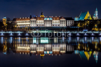 Zamek Królewski w Warszawie nocą