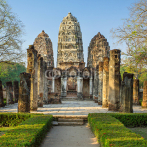 Naklejki Wat Si Sawai Khmer-style temple in Sukhothai Historical Park, Th