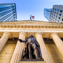 Naklejki Facade of the Federal Hall with Washington Statue on the front,