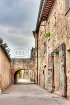 Fototapety old alley in Tuscany