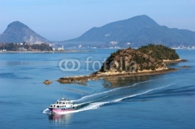 Fototapety 天草の海と観光船