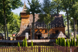 Obrazy i plakaty The gothic Church of St. Michael the Archangel in Debno Podhalanskie,  listed along with other wooden churches of Southern Malopolska on the UNESCO World Heritage Site. Poland.