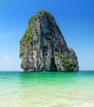 Fototapety Clear water and blue sky. Phra Nang beach, Thailand