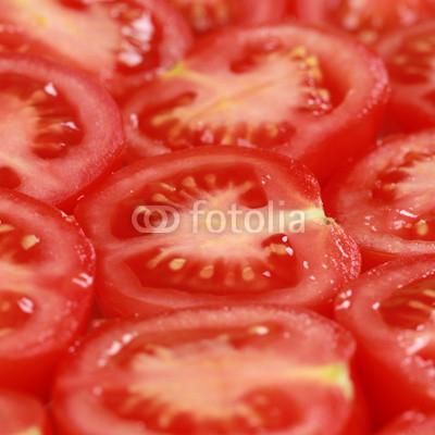 Hintergrund aus halben Tomaten