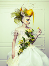 Obrazy i plakaty Lady with avant-garde hair