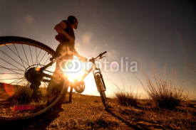 Fototapety Bicicleta y deporte al aire libre.