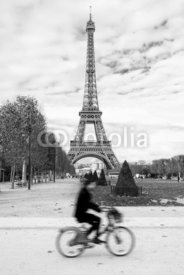 Cycling nearby the Eiffel Tower.