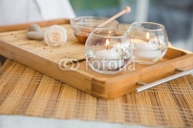 Fototapety Candles and beauty treatment on tray