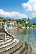 Naklejki der Touristenort Tremezzo am Comer See in Oberitalien