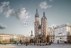 Fototapety St Mary's Church (Kosciol Mariacki) at the main Market Square (R