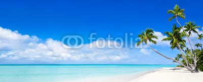 Sommer, Sonne, Strand und Meer als Panorama Hintergrund