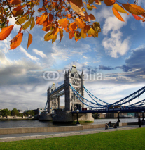 Naklejki Tower Bridge during autumn in London, UK