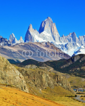 Naklejki Famous rock Fitz Roy peaks in the Andes