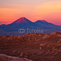 Fototapety volcanoes Licancabur and Juriques, Chile