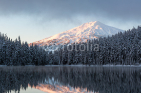 Fototapety Snowy Mountain Lake Sunrise