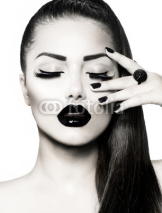 Fototapety Black and White Brunette Girl Portrait. Trendy Caviar Manicure