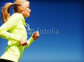 Fototapety woman doing running outdoors