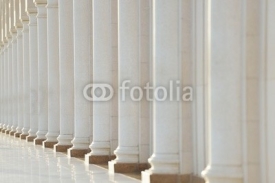 Naklejki Row of pillars