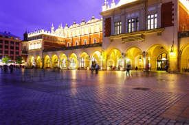 Fototapety Cloth hall on the main market square in Krakow, Poland, during golden hour