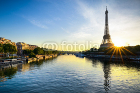 Naklejki Sunrise at the Eiffel tower, Paris