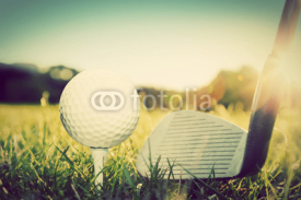 Fototapety Playing golf, ball on tee and golf club. Vintage, retro style