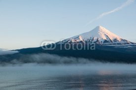 Fototapety Osorno volcano with  Lago Lianquihue in the morning mist