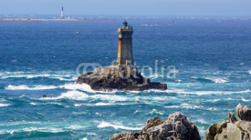 Fototapety Lighthouse on Cape Sizun, Pointe du Raz.