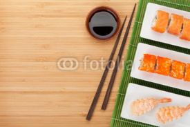 Fototapety Sushi maki and shrimp sushi