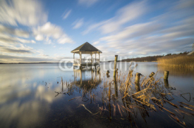 Fototapety Altana na jeziorze Miedwie